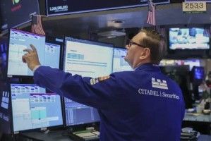 午盘：美股涨跌不一 纳指小幅上扬