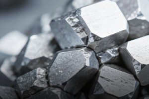 无矿何以称王？金龙稀土北交所IPO：背靠厦钨，绑定比亚迪，专注精深加工