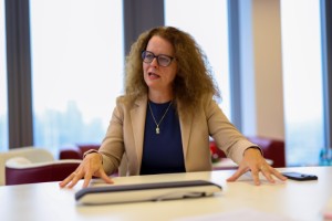 欧洲央行执委施纳贝尔：如果被邀请 愿意继拉加德之后出任行长